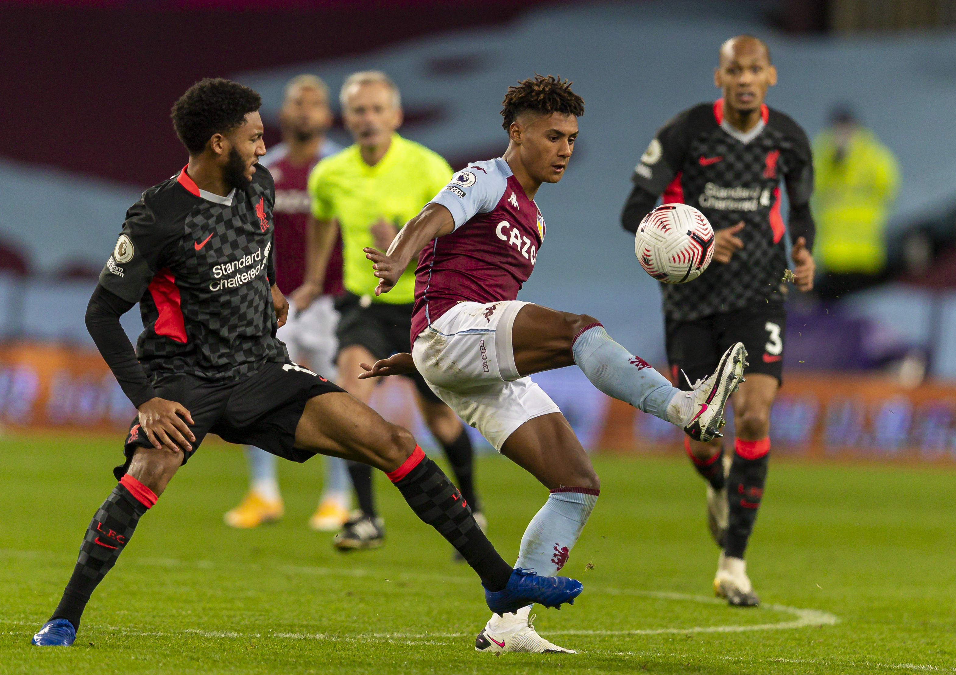 伦西亚后卫 伦西亚后卫